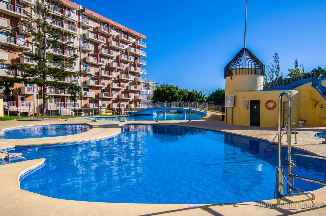 Apartamentos Jupiter Minerva - Piscina Abierta - Excelente Conexion Wifi Benalmádena Kültér fotó